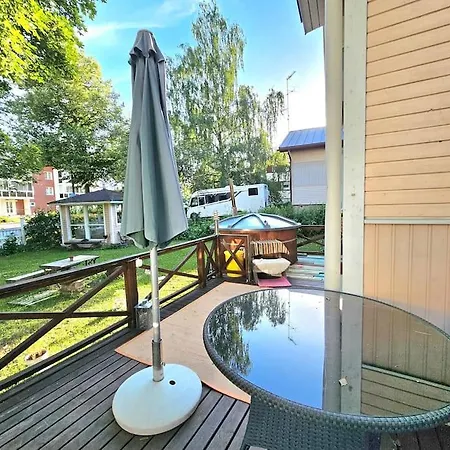 Viehaettaevae Boheemi Puutalo Hämeenlinna